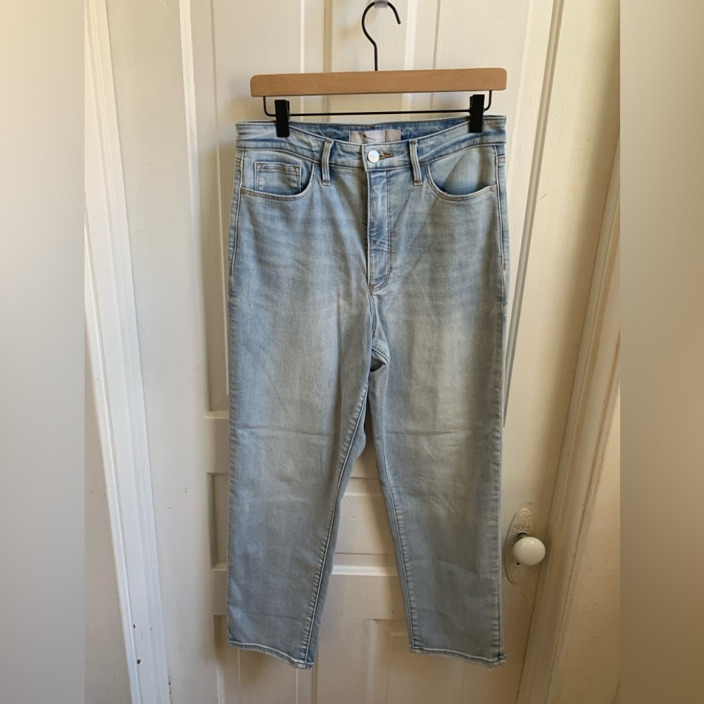 Athleta Sculptek Straight Leg Cropped Denim Light Wash Size 4 - Picture 2 of 6